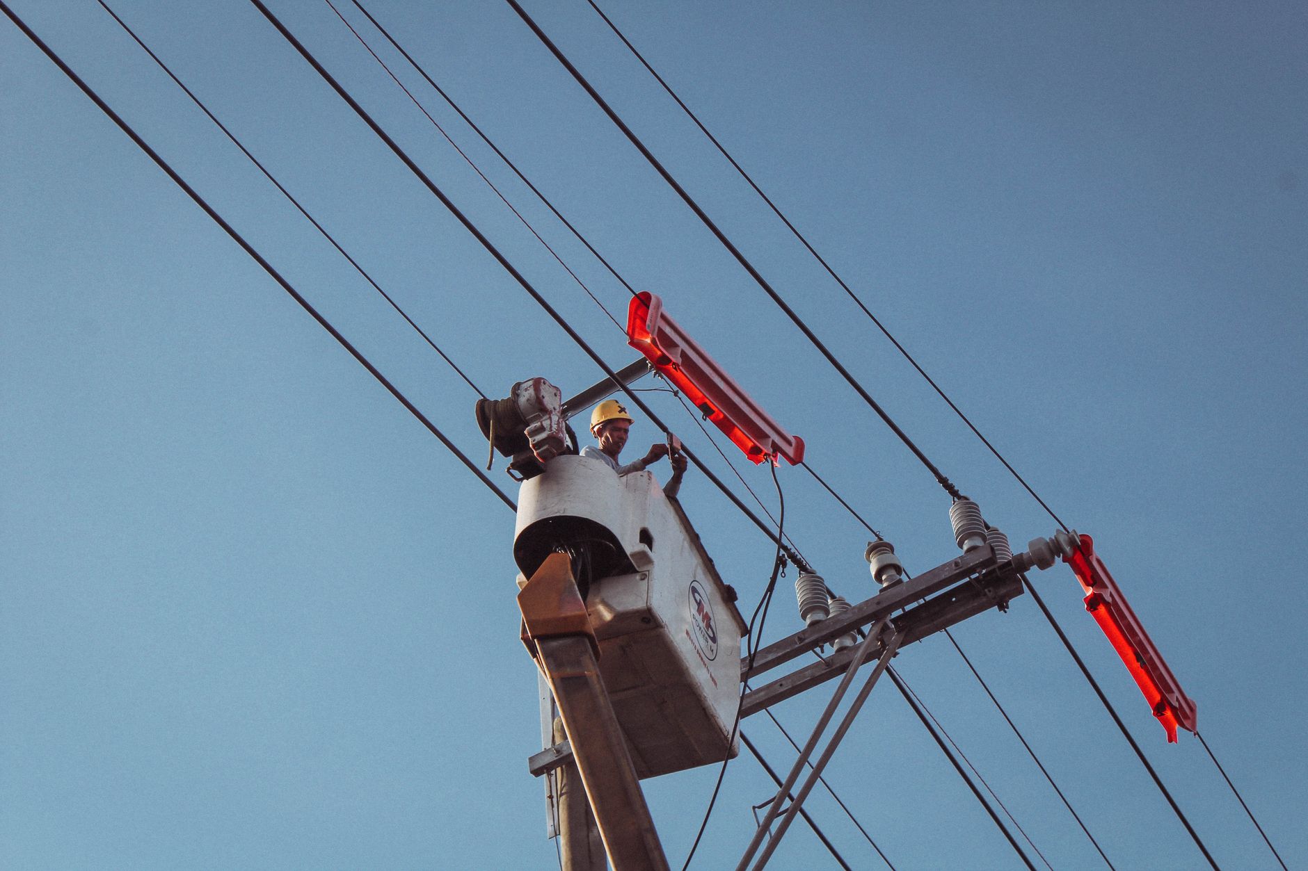 Courtier en énergie équipe à Créteil